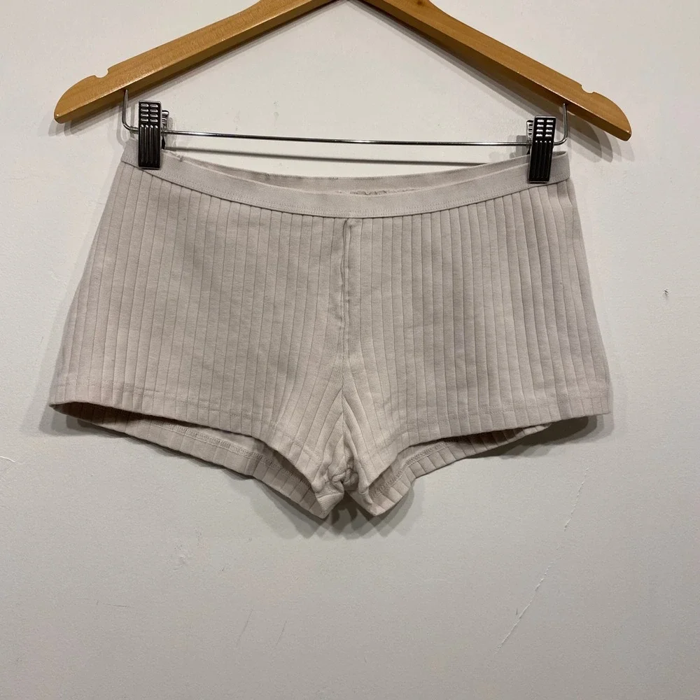 Brandy Melville Cream Ribbed Knit Boy Shorts Cotton Lounge Sleep Shorts Italy